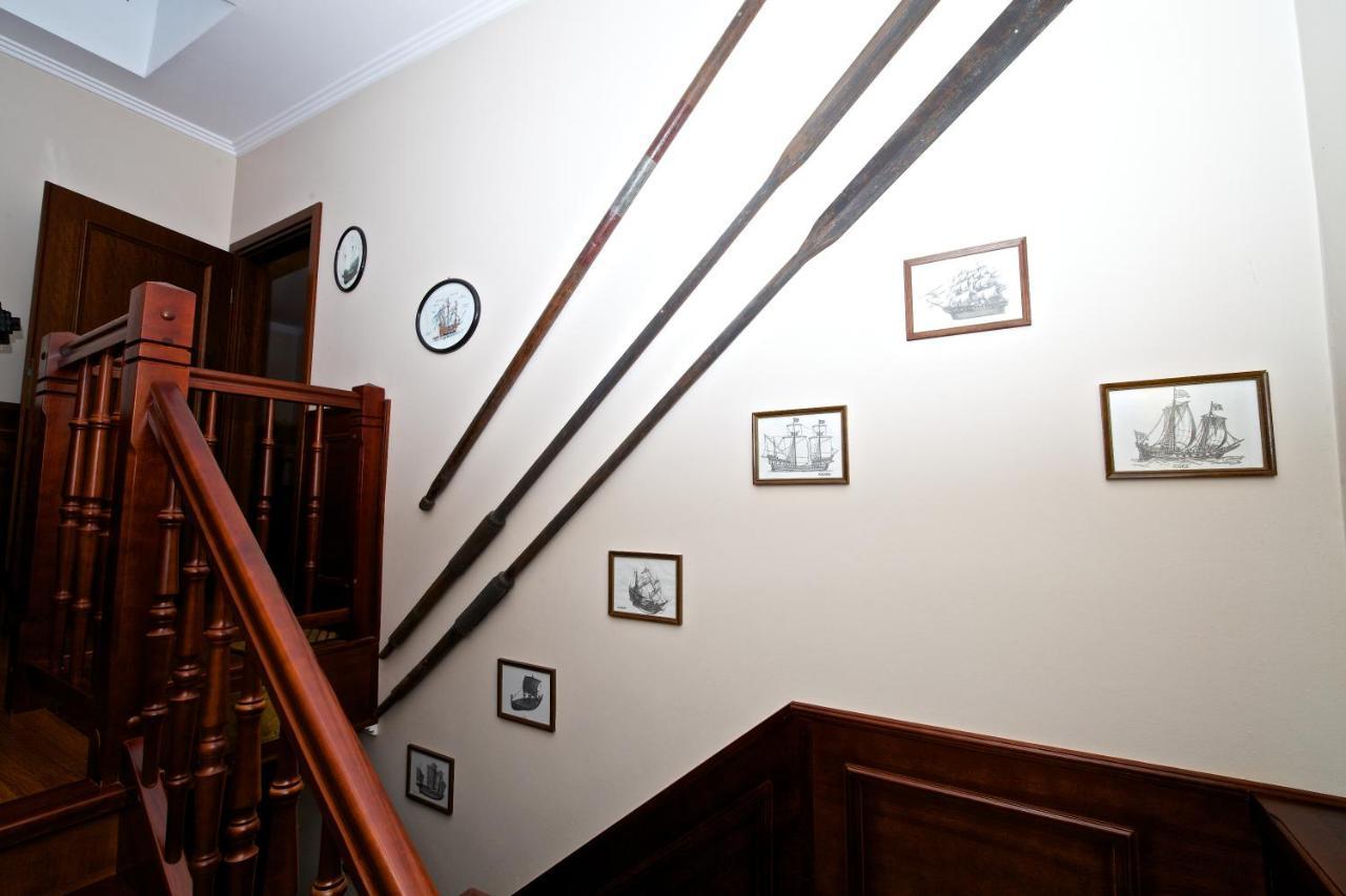 הל Villa & Restaurant Admiral Nelson מראה חיצוני תמונה